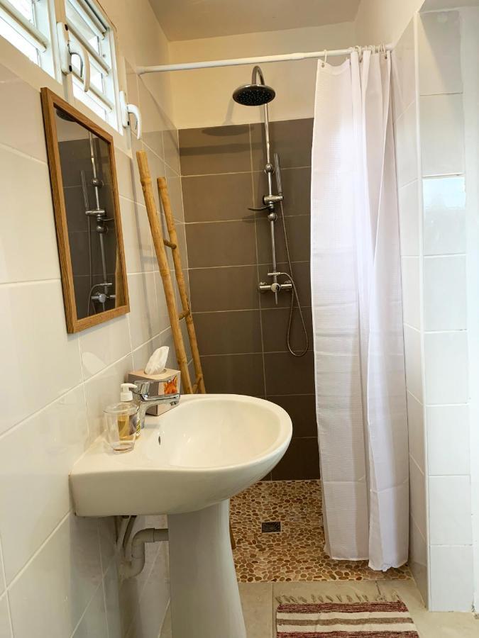 Le Mabouya Apartment Пети-Бург Екстериор снимка