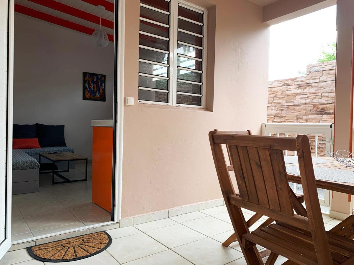 Le Mabouya Apartment Пети-Бург Екстериор снимка
